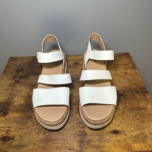Dr. Scholl’s Platform Sandals